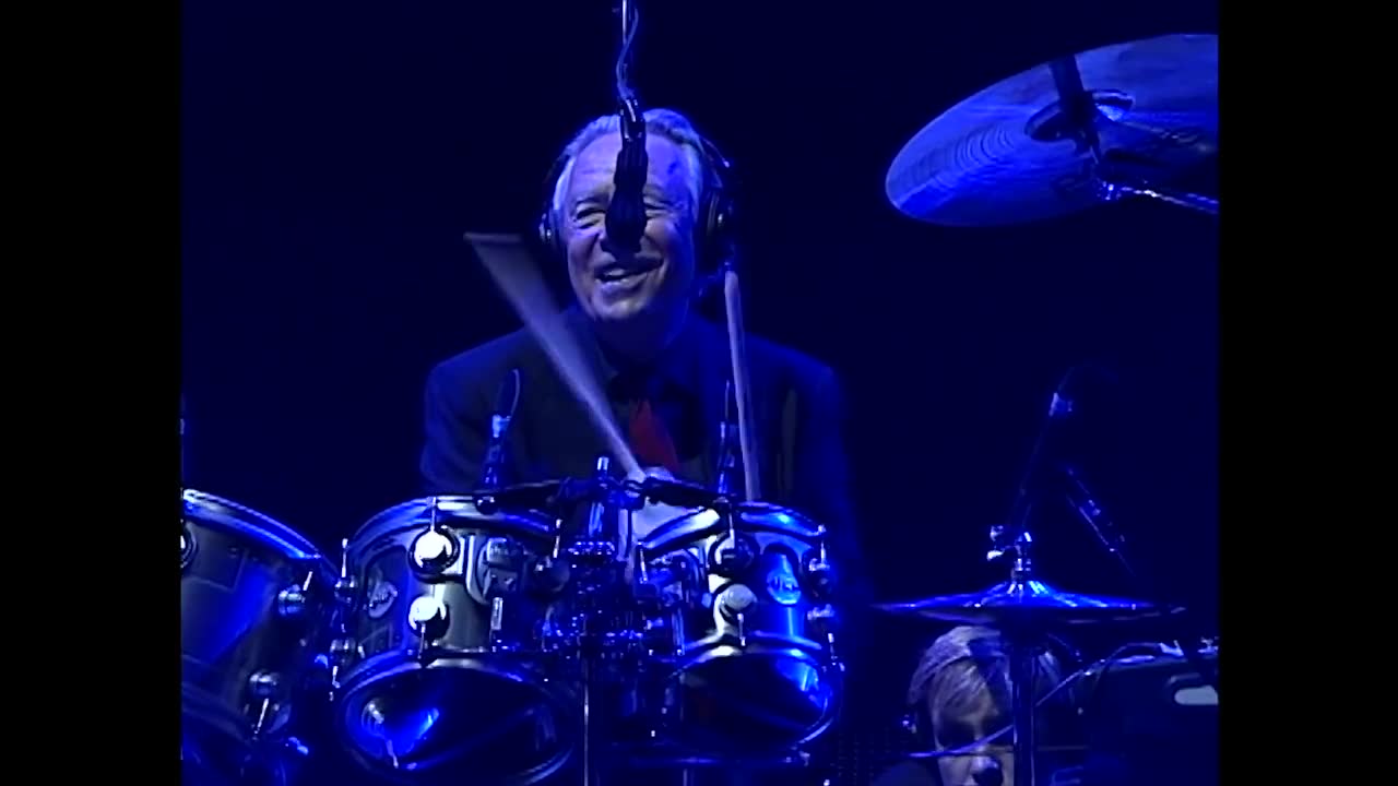Elton John - All the Girls Love Alice