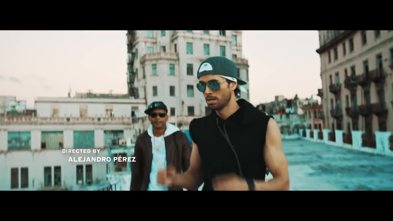 Enrique Iglesias - Súbeme la radio (remix)