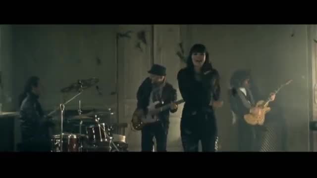 Ewa Farna - EWAkuacja