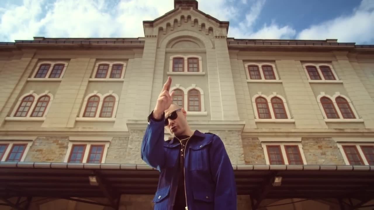 Fabri Fibra - Pamplona