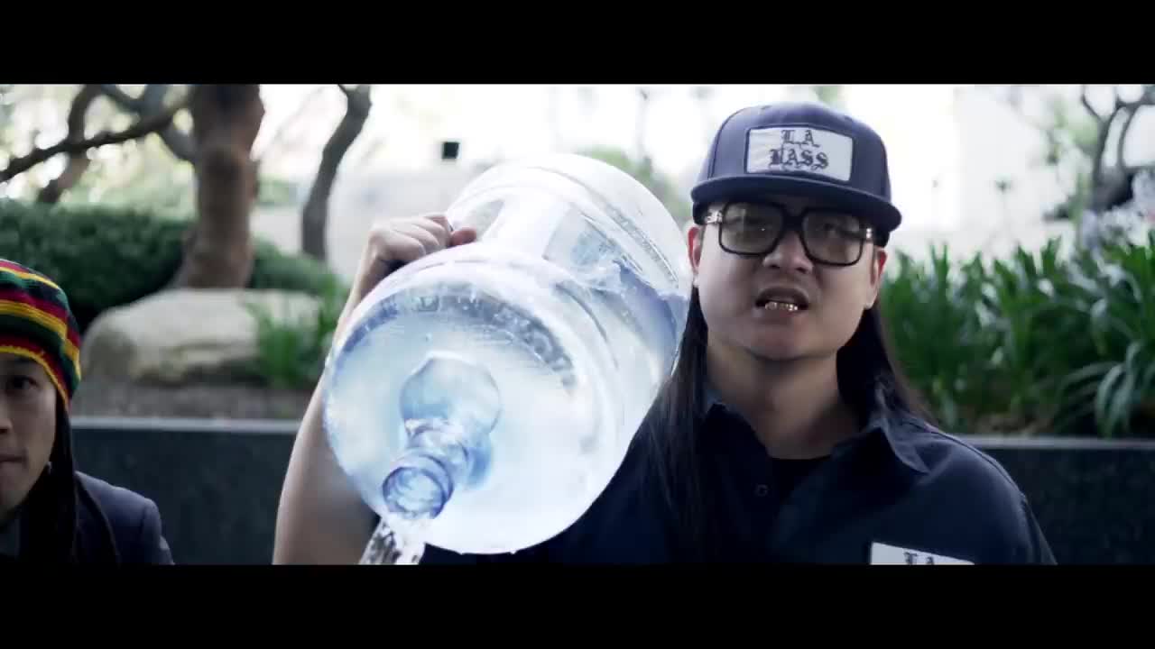 Far East Movement - The Illest