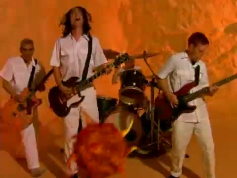 Foo Fighters - I'll Stick Around