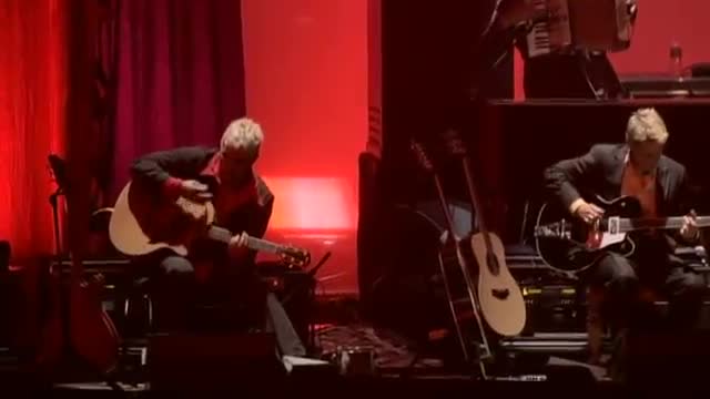 Foo Fighters - Skin and Bones