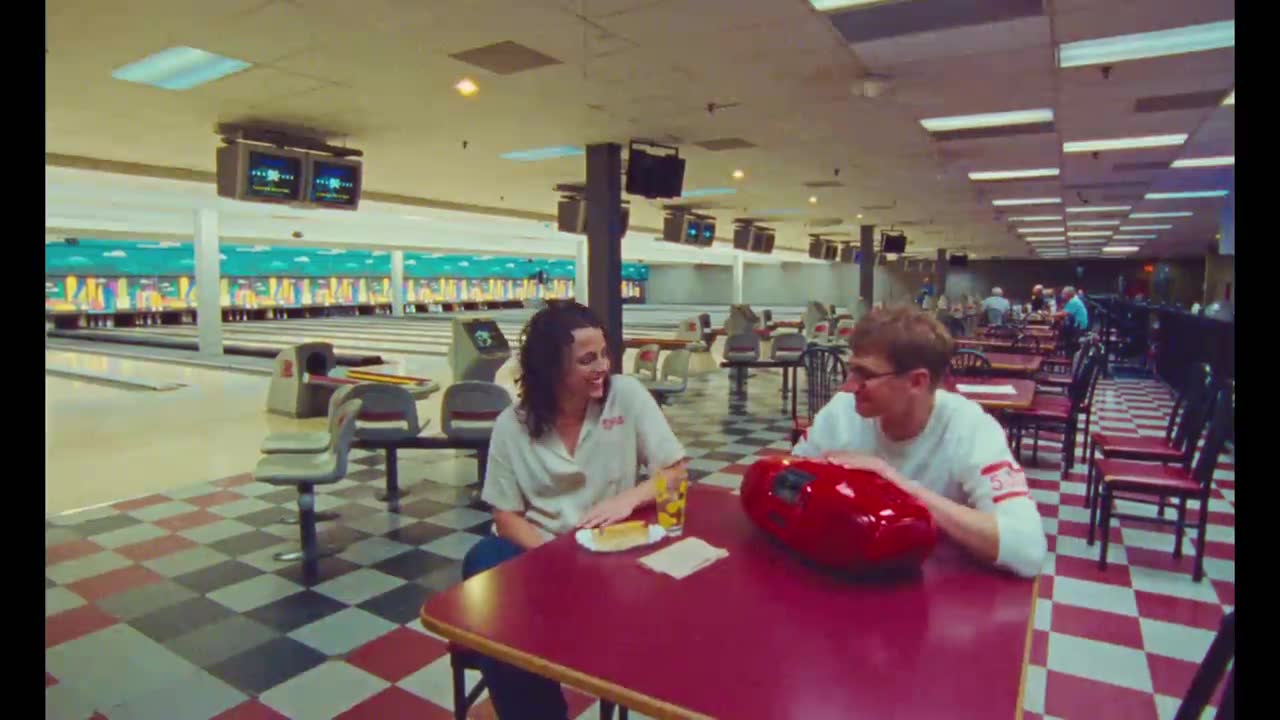 Glass Animals - I Don't Wanna Talk (I Just Wanna Dance)
