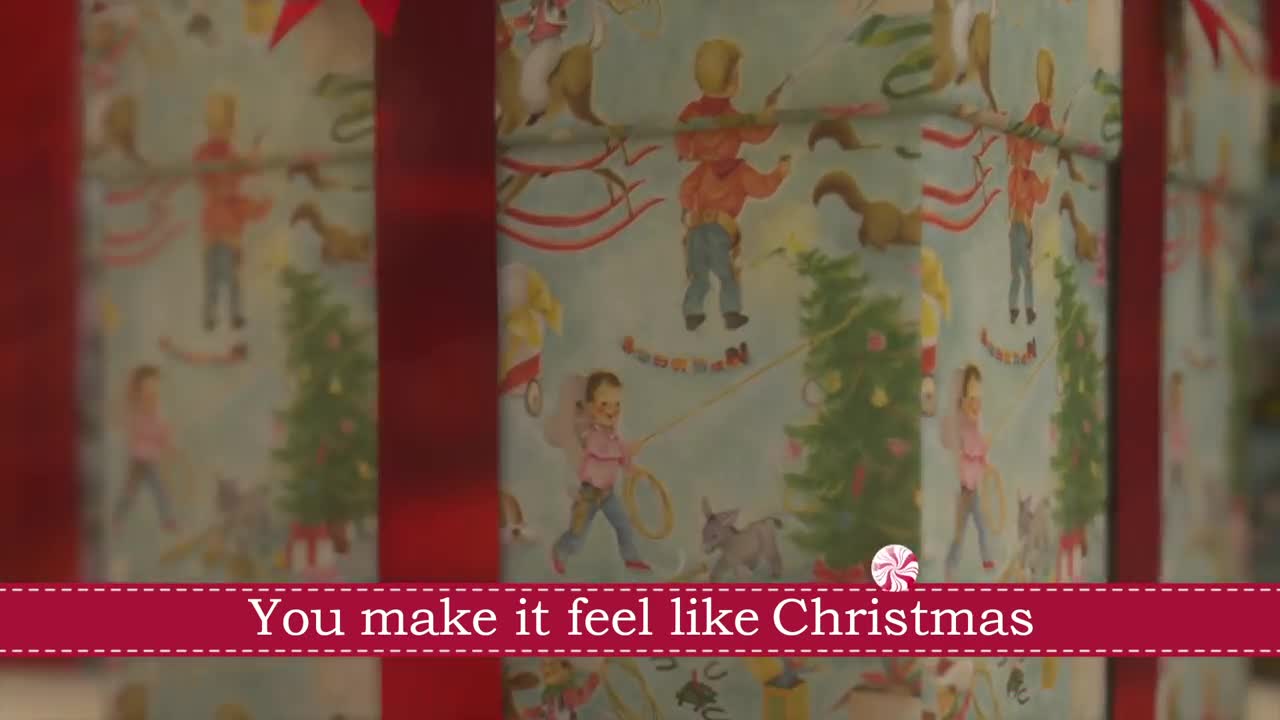 Gwen Stefani - You Make It Feel Like Christmas