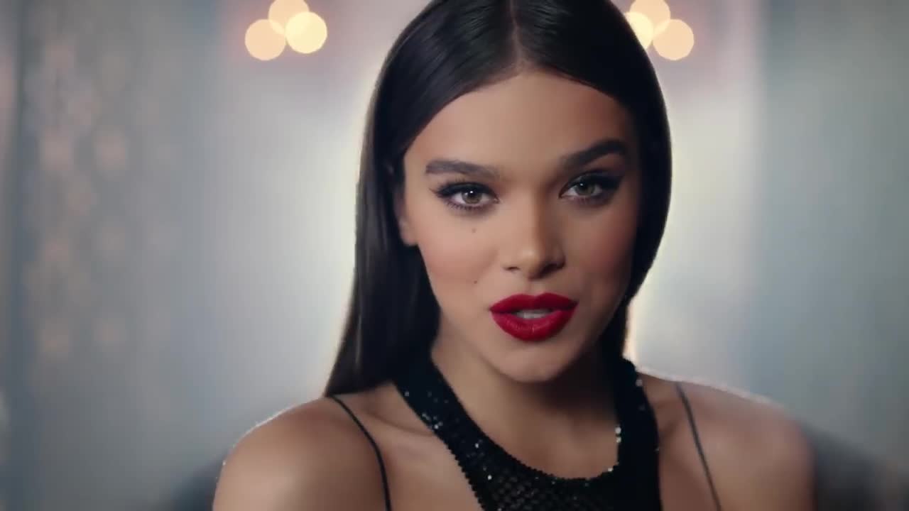 Hailee Steinfeld - Capital Letters