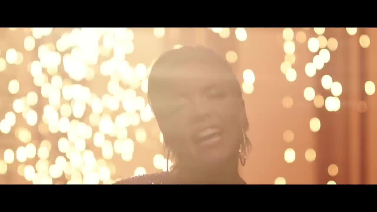 Halsey - Alone