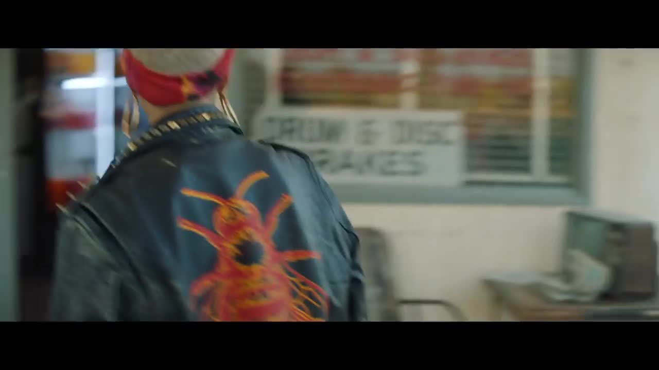 Halsey - Bad at Love