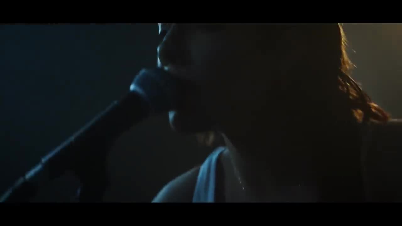 Halsey - Finally // beautiful stranger