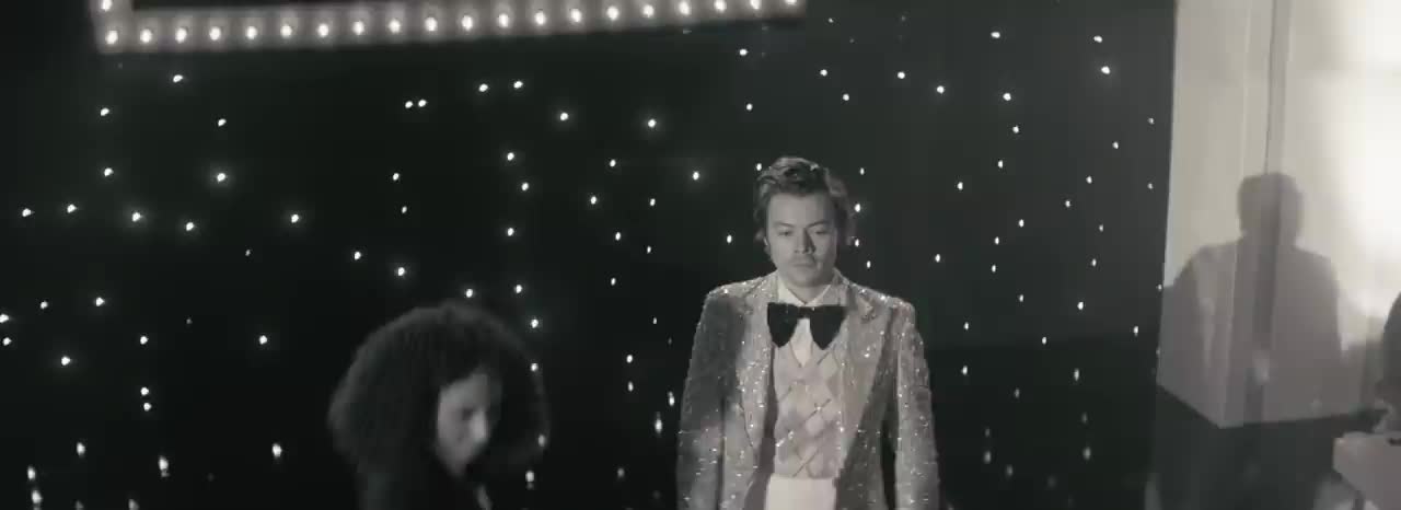 Harry Styles - Treat People With Kindness