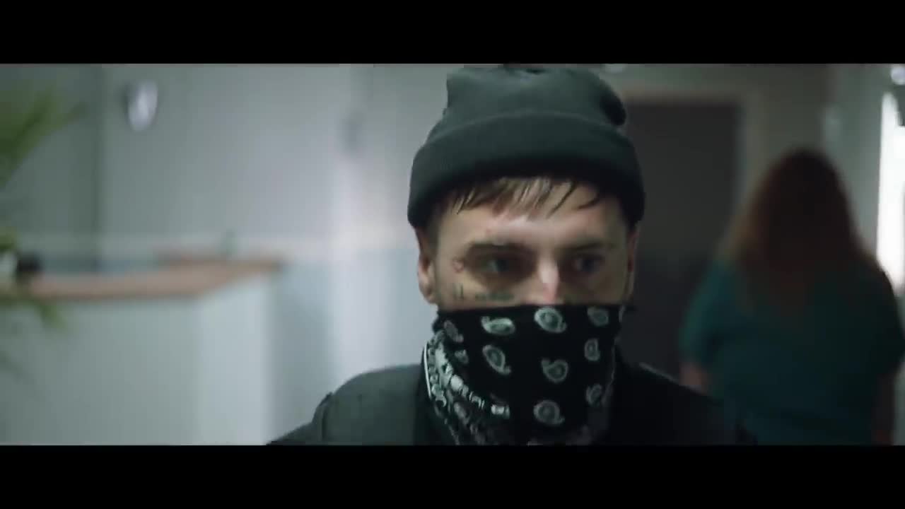 Highly Suspect - 16