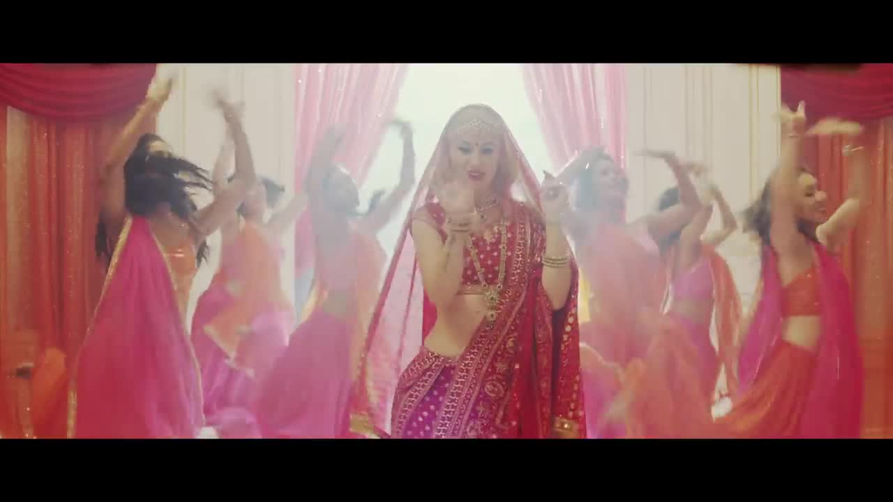 Iggy Azalea - Bounce