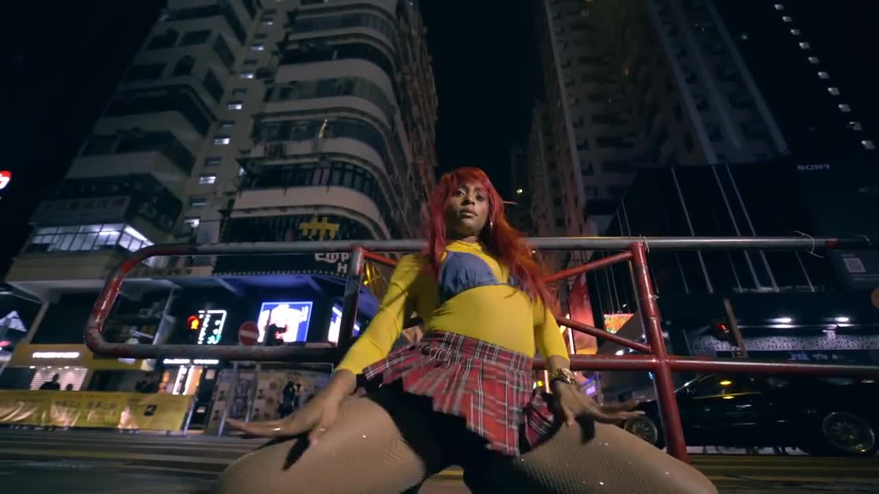 Iggy Azalea - Mo Bounce