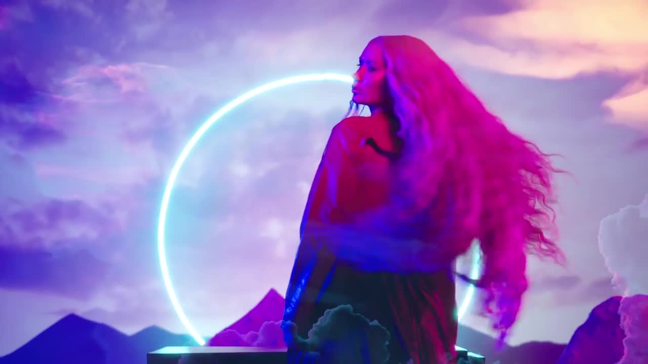Iggy Azalea - Savior (feat. Verse Simmonds)