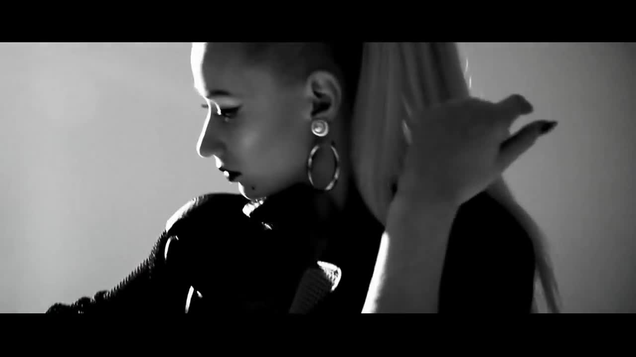 Iggy Azalea - Slo