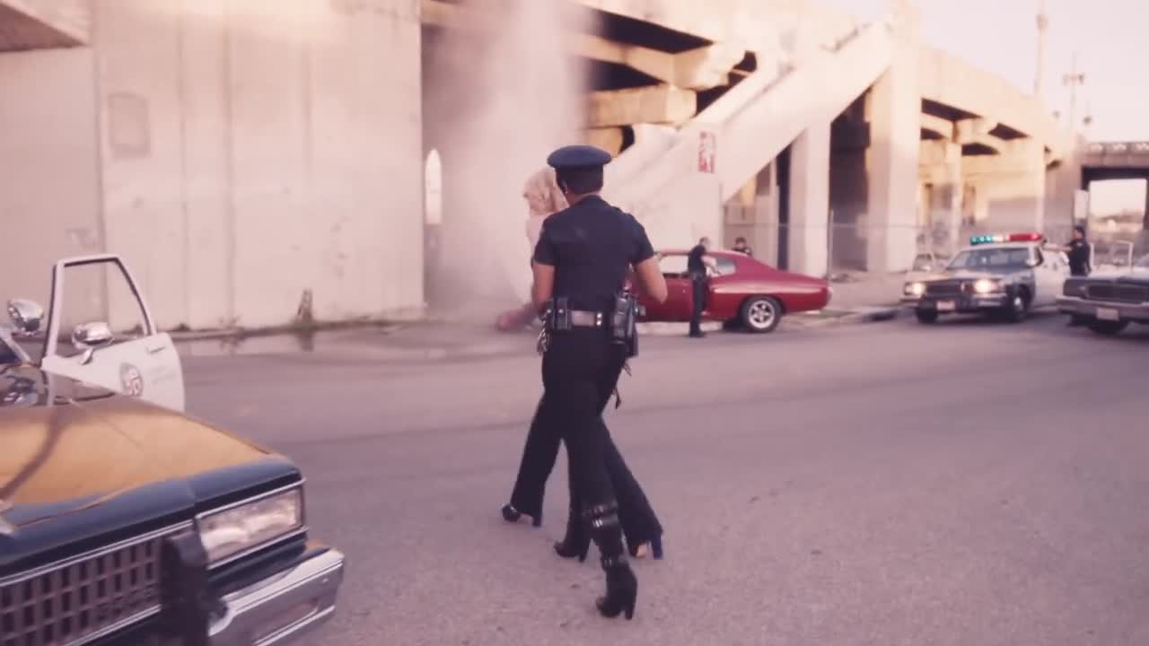 Iggy Azalea - Trouble