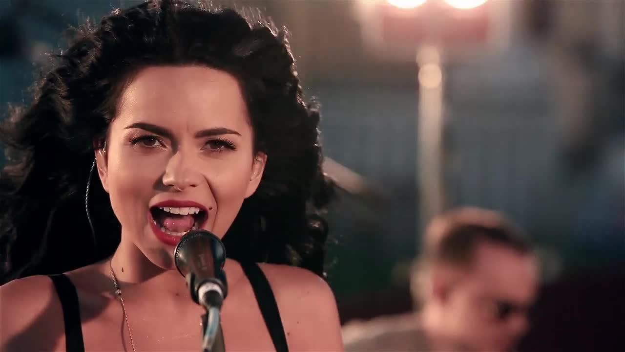 Inna - Un Momento
