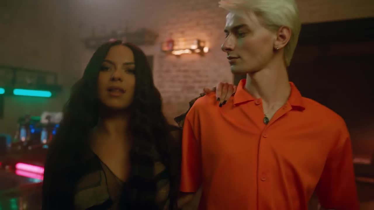 Inna - UP