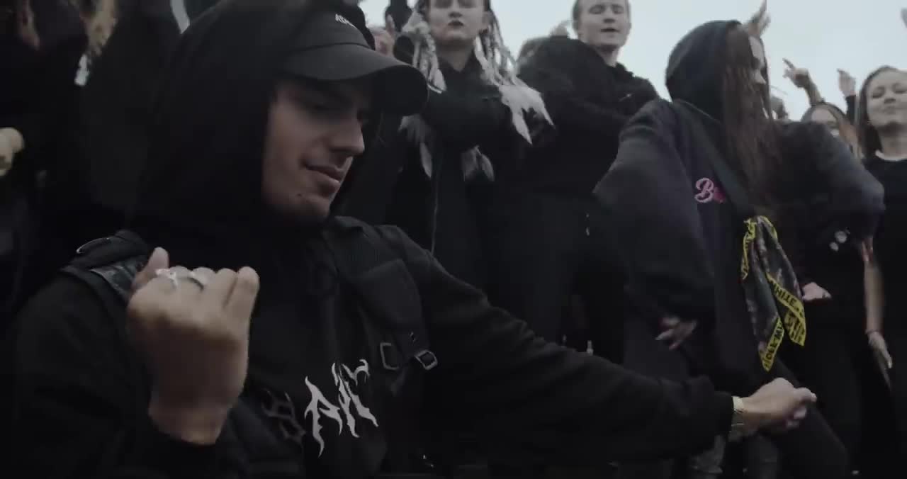Instasamka - Uebok (Gotta Run)