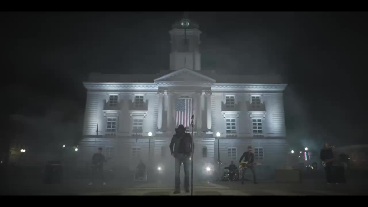 Jason Aldean - Try That in a Small Town