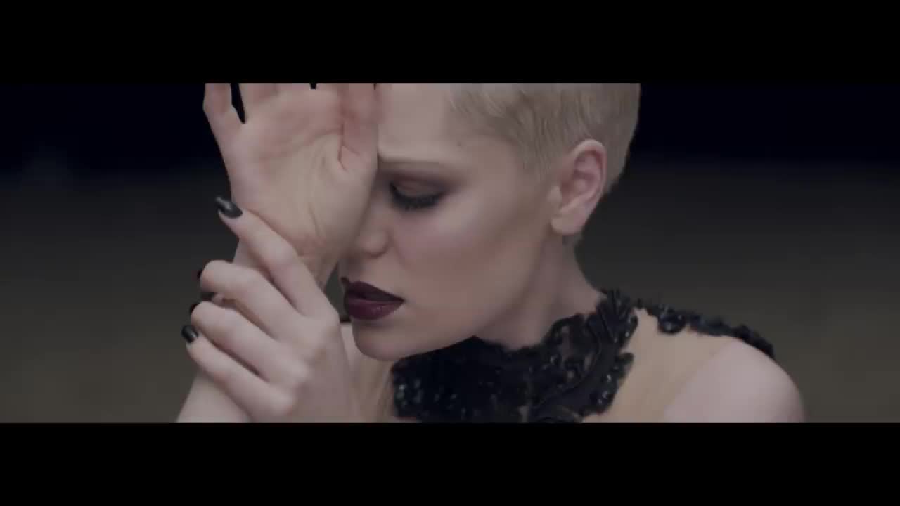 Jessie J - Thunder