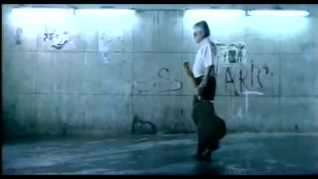 Juanes - La camisa negra