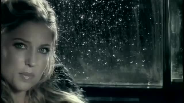 Julie Roberts - Break Down Here