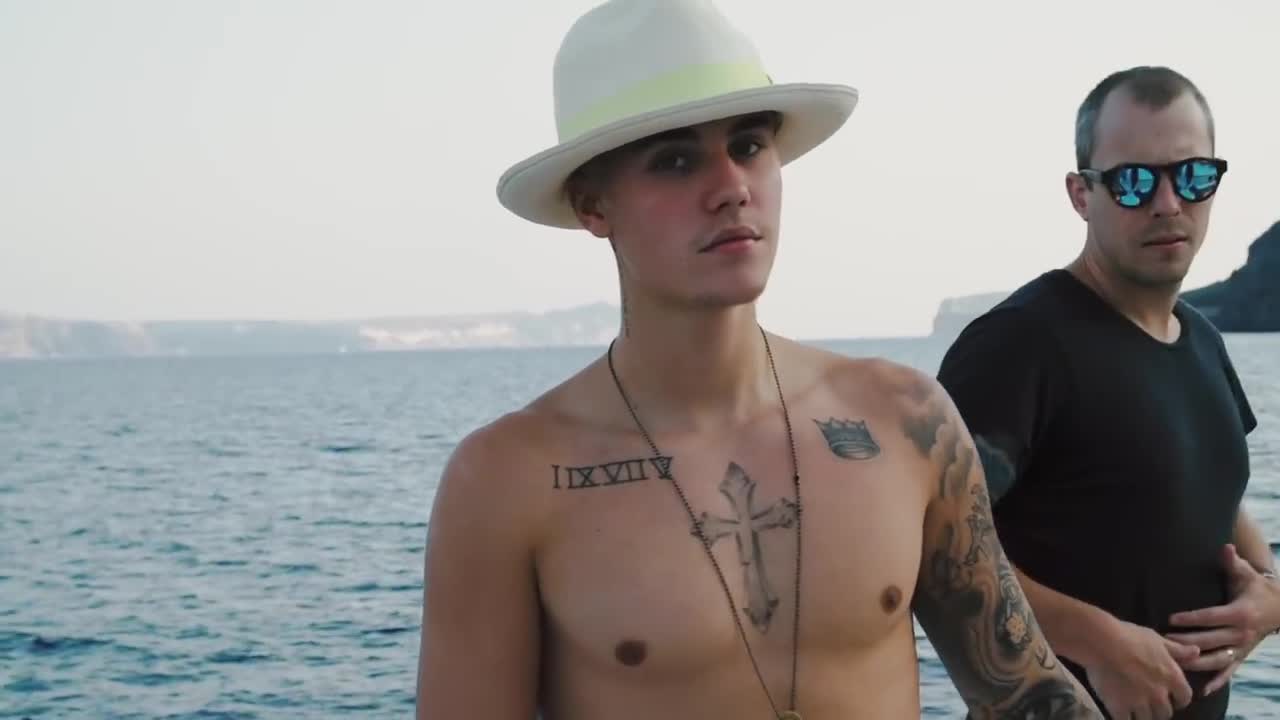 Justin Bieber - Company