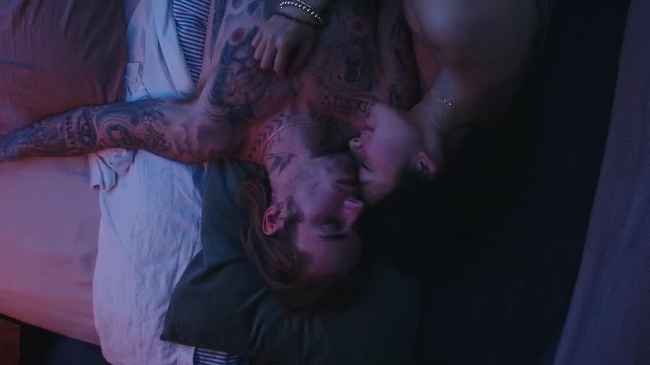 Justin Bieber - Hold On