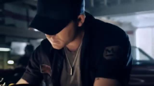 Justin Moore - If Heaven Wasn't So Far Away