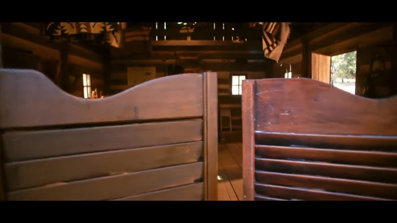 Justin Moore - You Look Like I Need a Drink