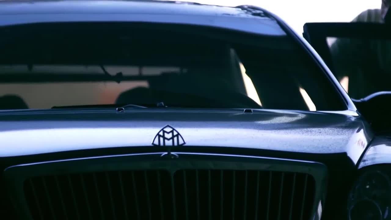 Kanye West - Otis