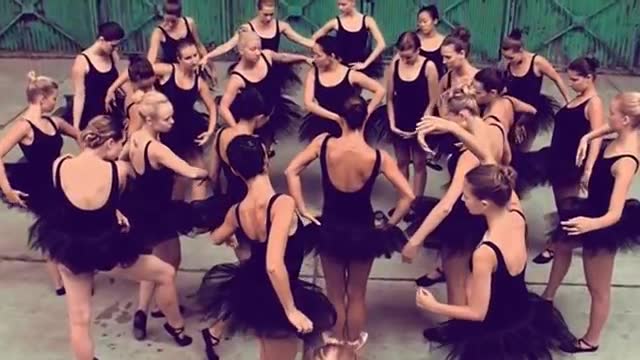 Kanye West - Runaway