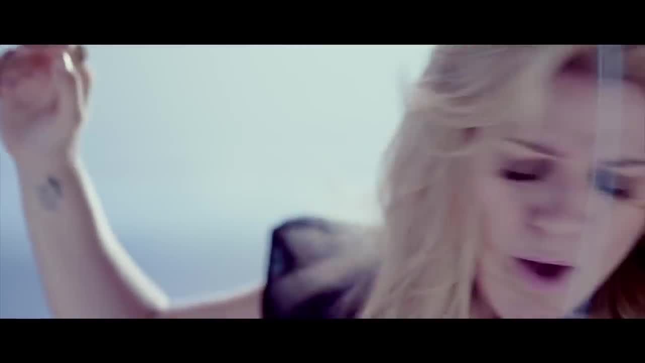 Kelly Clarkson - Catch My Breath