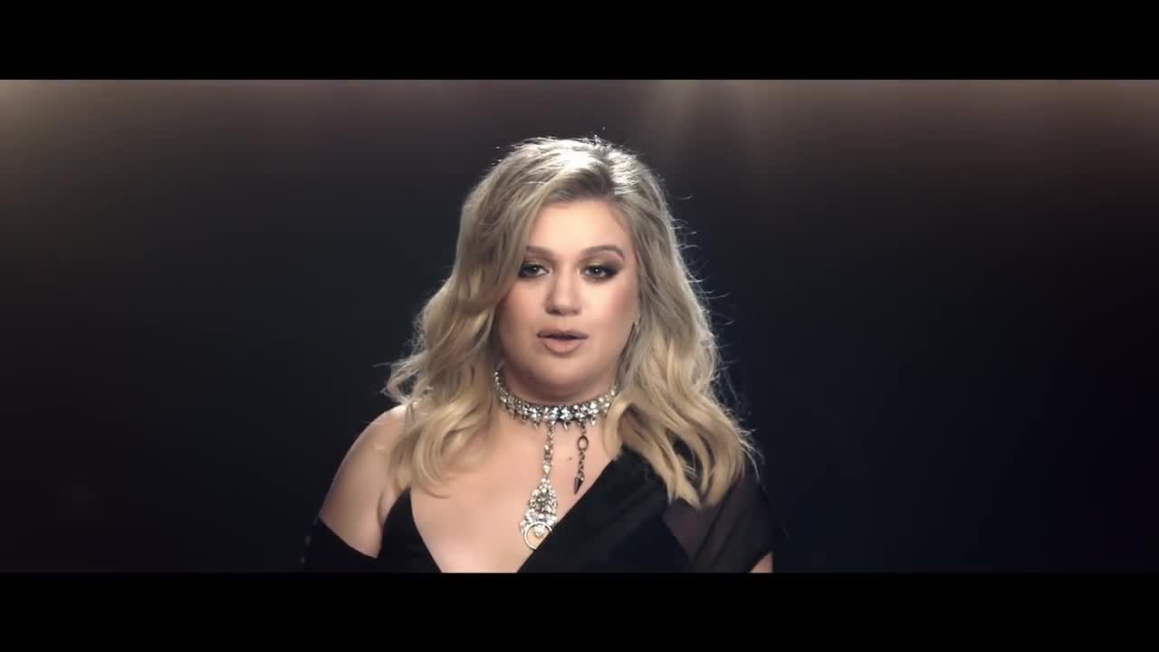 Kelly Clarkson - I Don’t Think About You