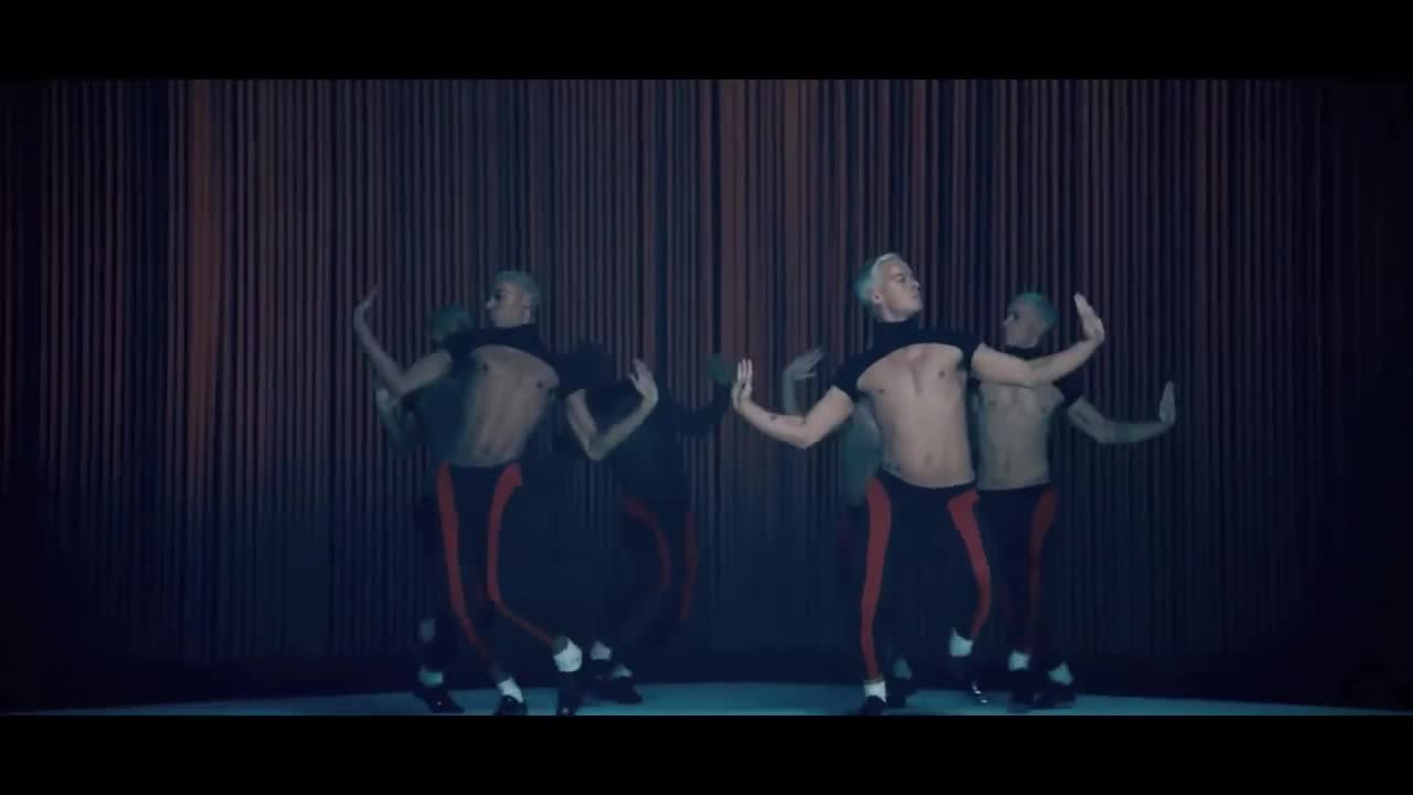 Kylie Minogue - Get Outta My Way