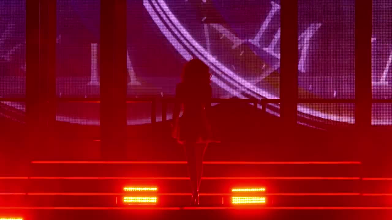 Kylie Minogue - Timebomb
