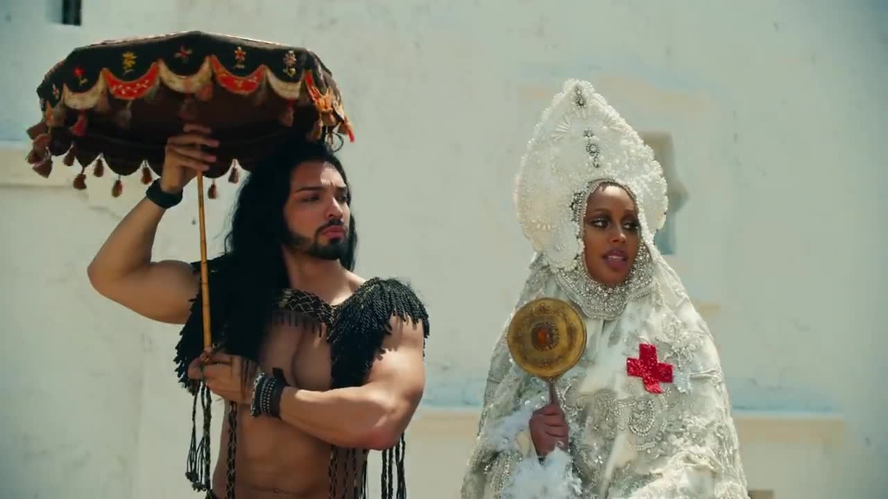Lady Gaga - 911