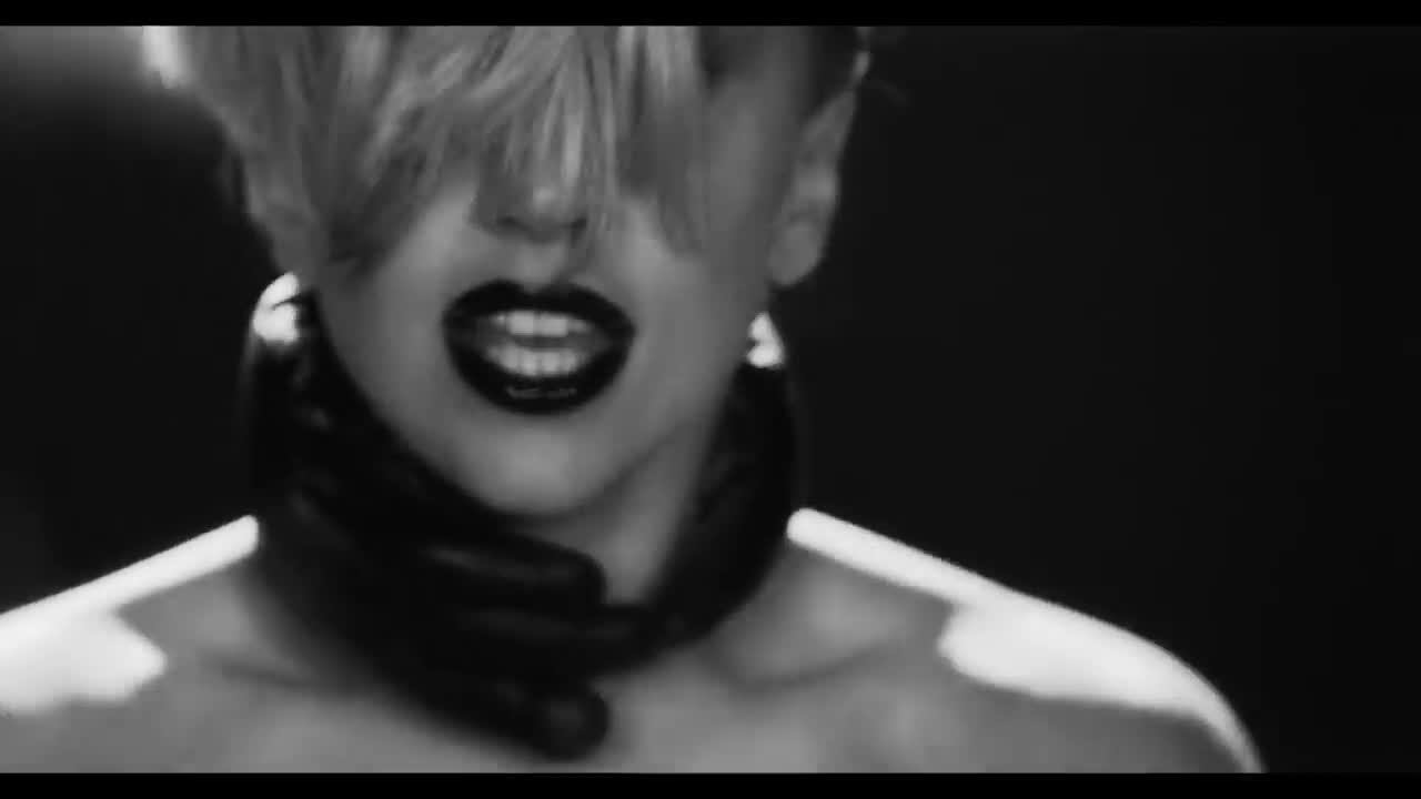 Lady Gaga - Applause