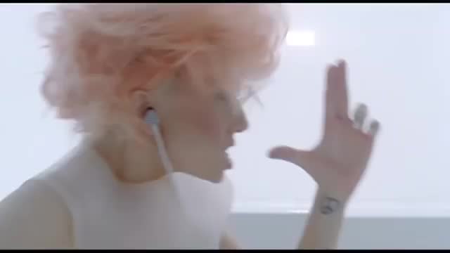 Lady Gaga - Bad Romance