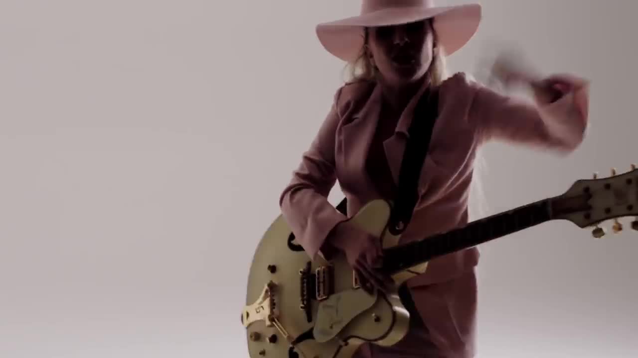 Lady Gaga - Million Reasons