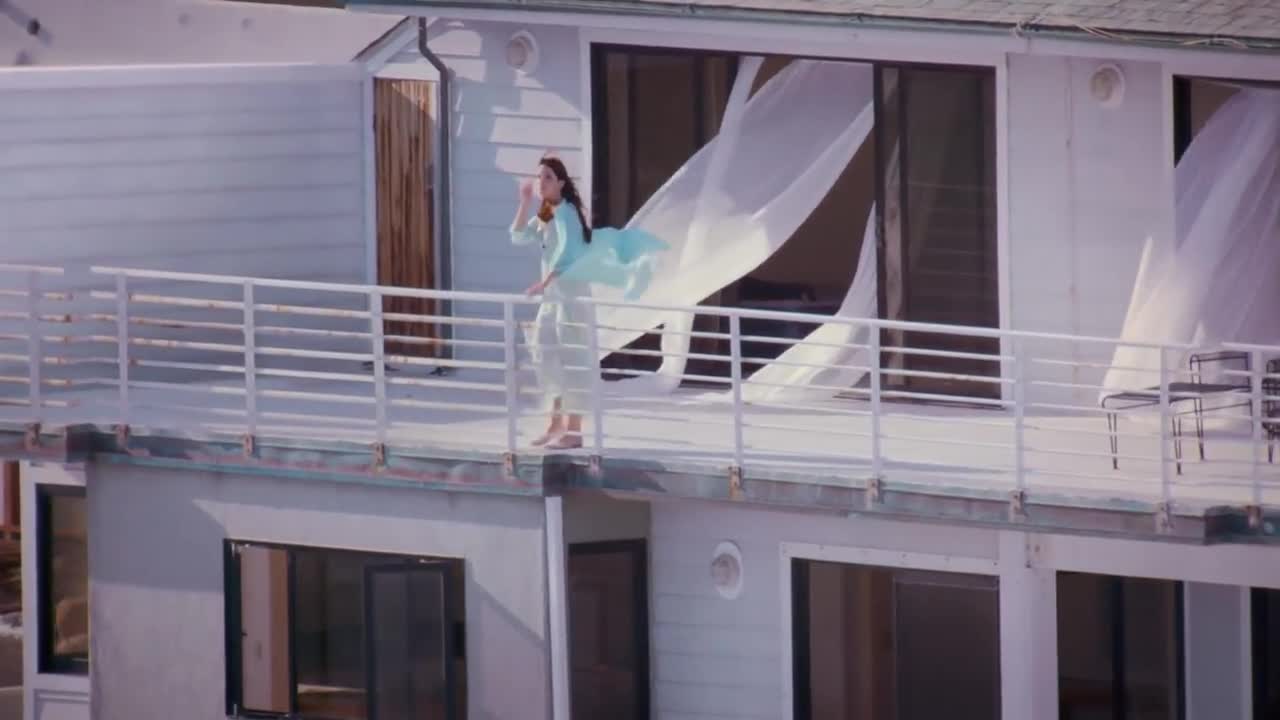 Lana Del Rey - High by the Beach