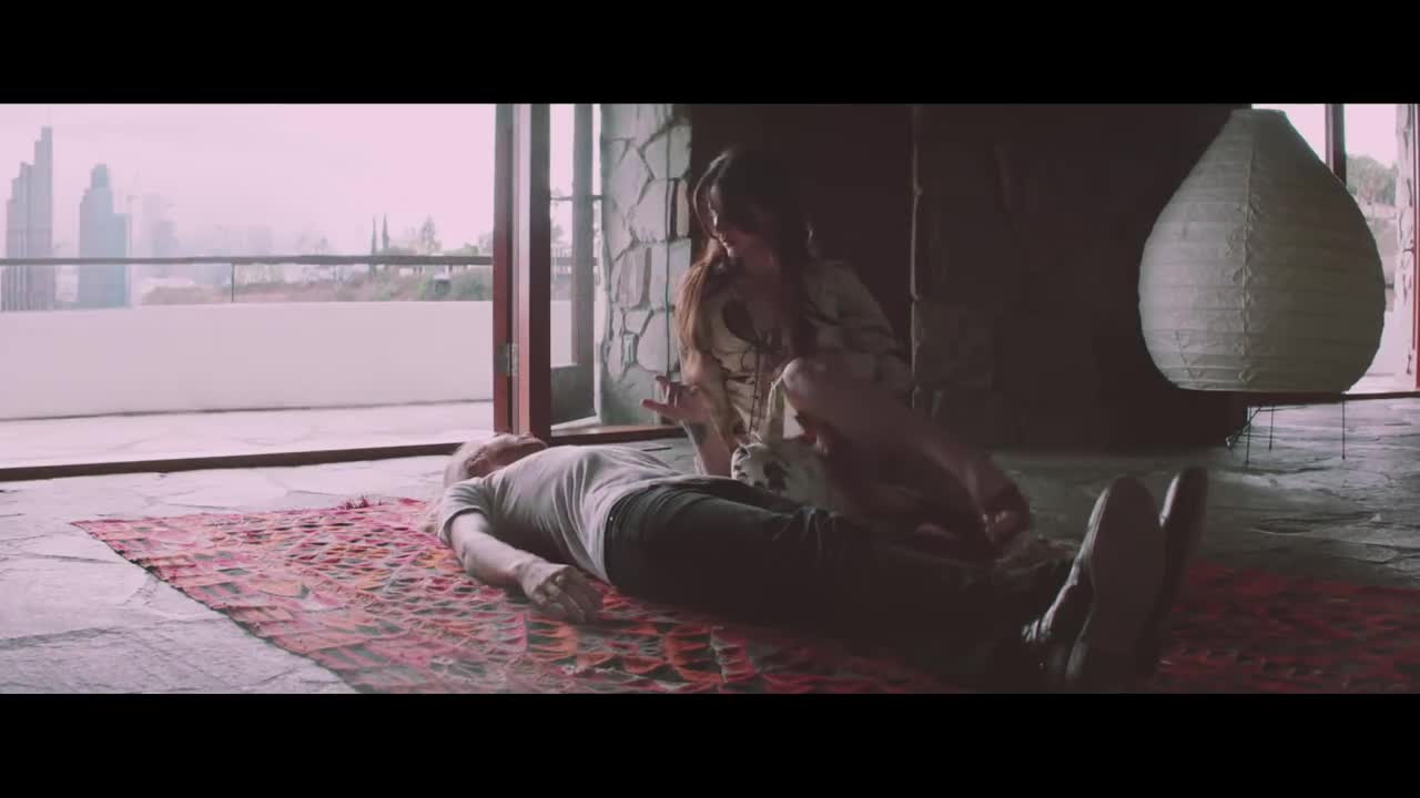 Lana Del Rey - White Mustang