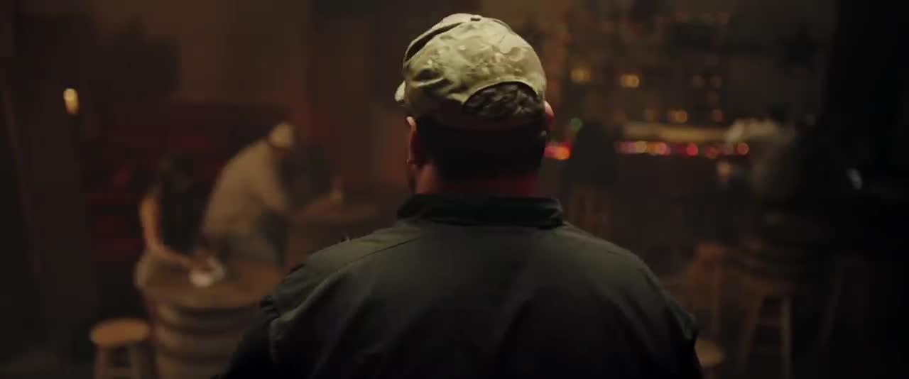 Luke Combs - Beer Never Broke My Heart