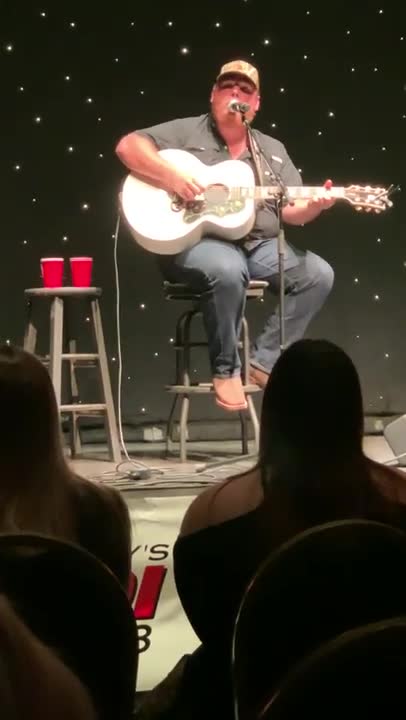 Luke Combs - Dear Today