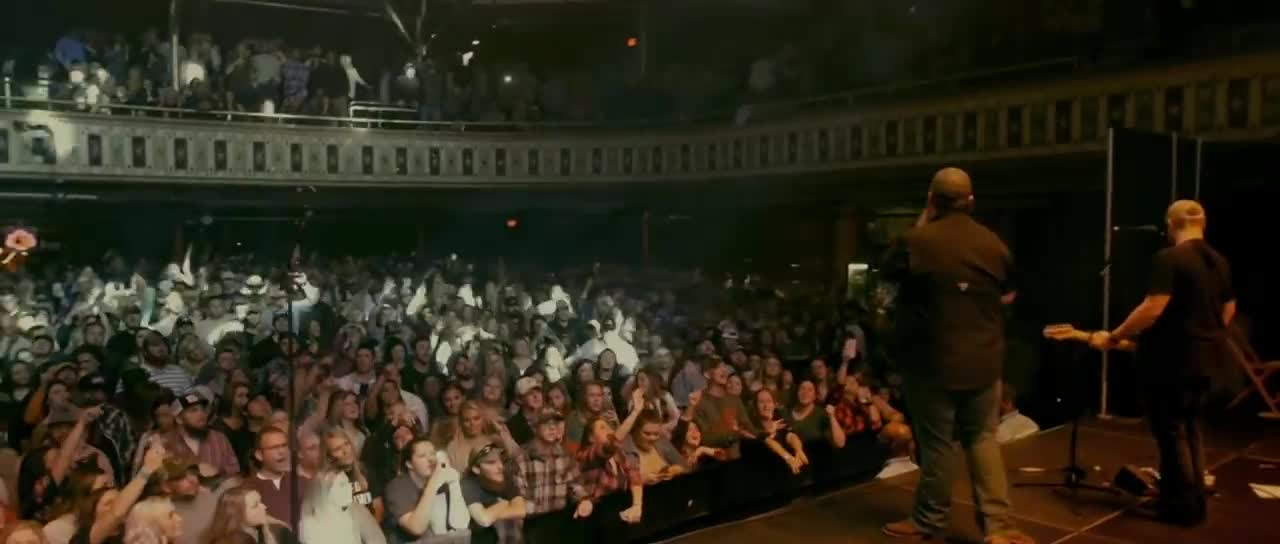 Luke Combs - Houston, We Got a Problem