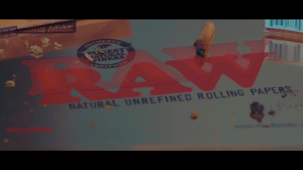 Machine Gun Kelly - Golden God