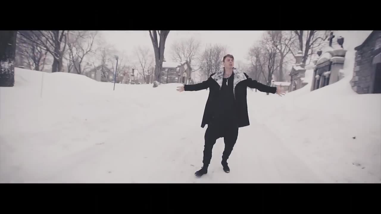 Machine Gun Kelly - Halo