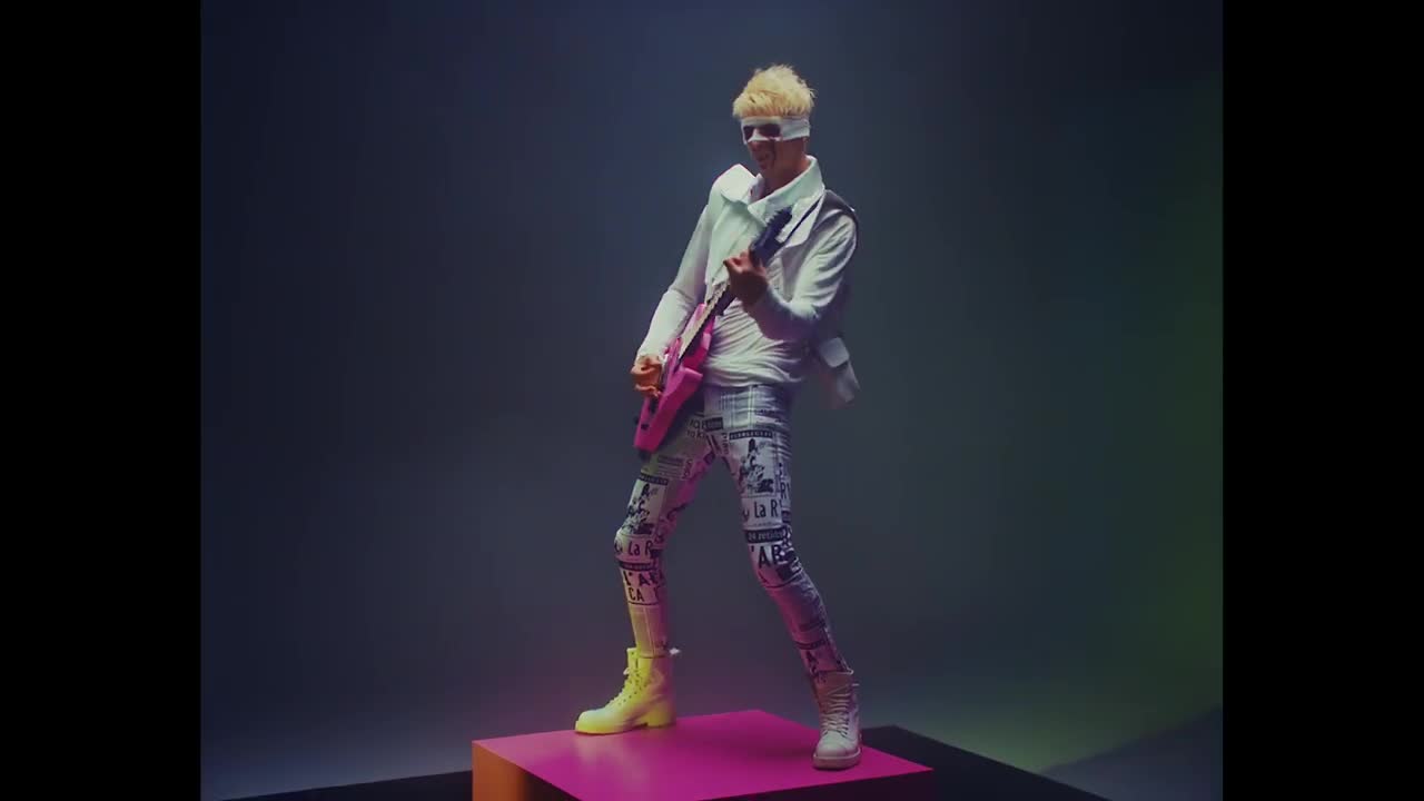 Machine Gun Kelly - why are you here