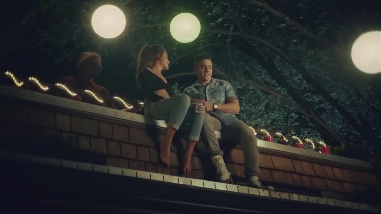 Maddie & Tae - Friends Don't